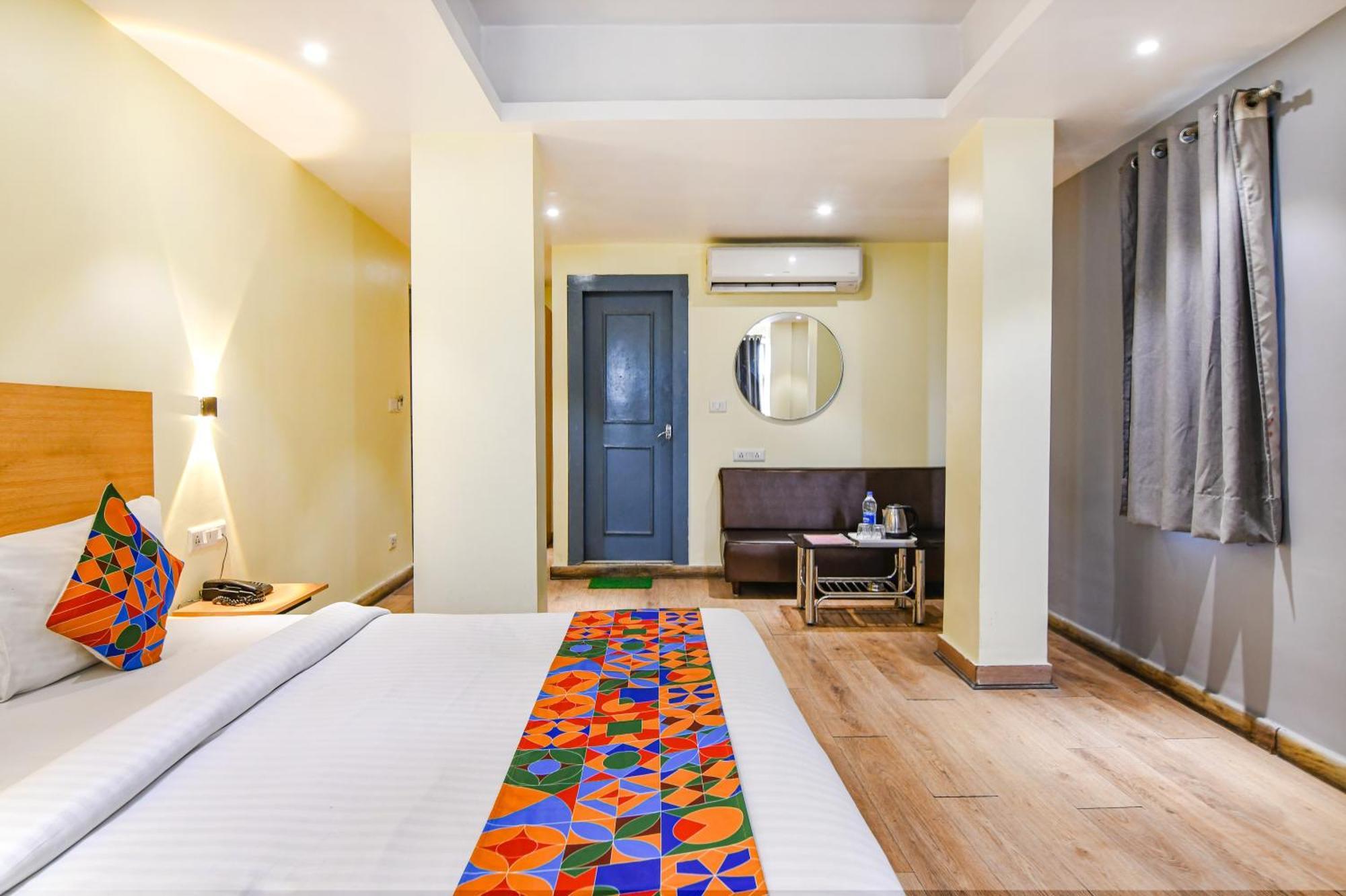 Super Townhouse Suncitel Near Kolkata Airport Hotel Dum Dum Екстериор снимка