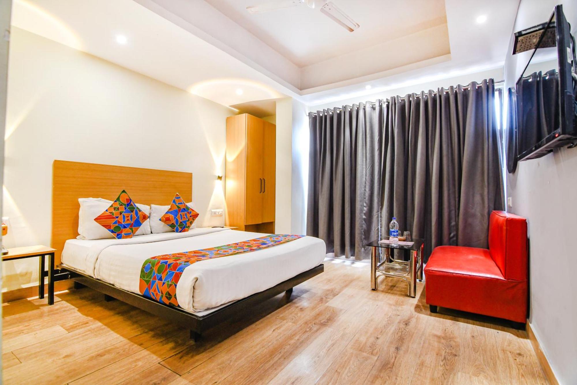 Super Townhouse Suncitel Near Kolkata Airport Hotel Dum Dum Екстериор снимка