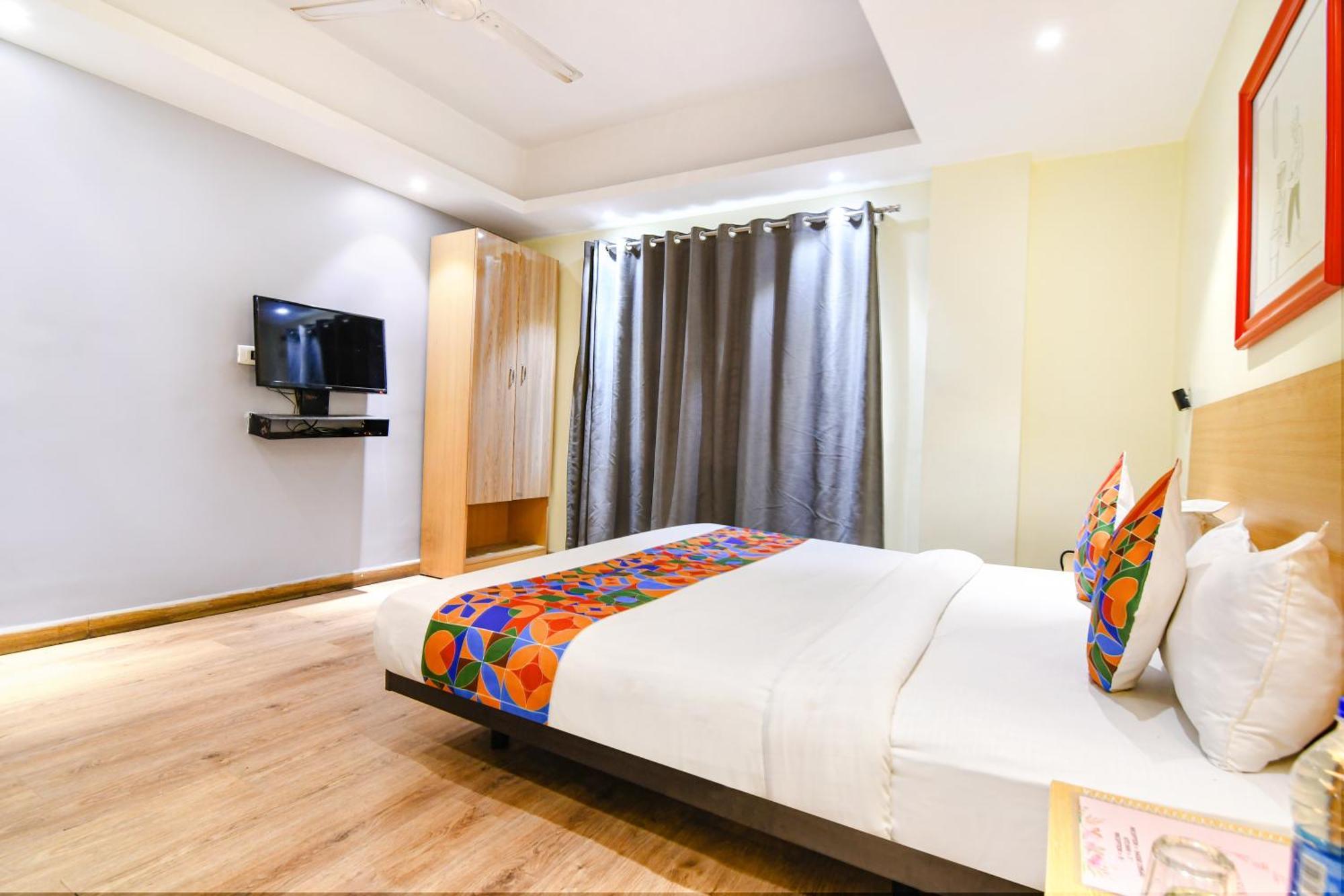 Super Townhouse Suncitel Near Kolkata Airport Hotel Dum Dum Екстериор снимка