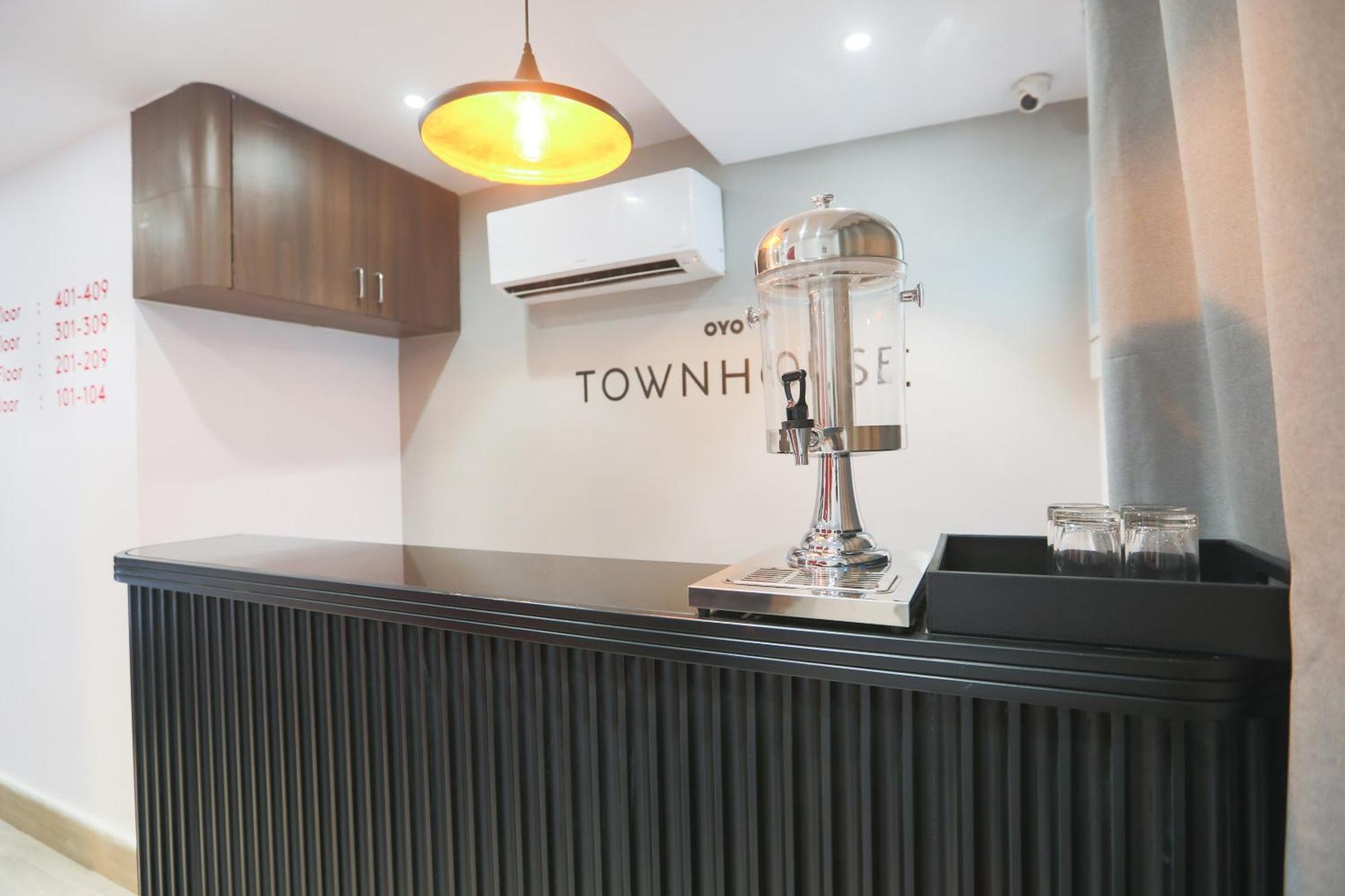 Super Townhouse Suncitel Near Kolkata Airport Hotel Dum Dum Екстериор снимка